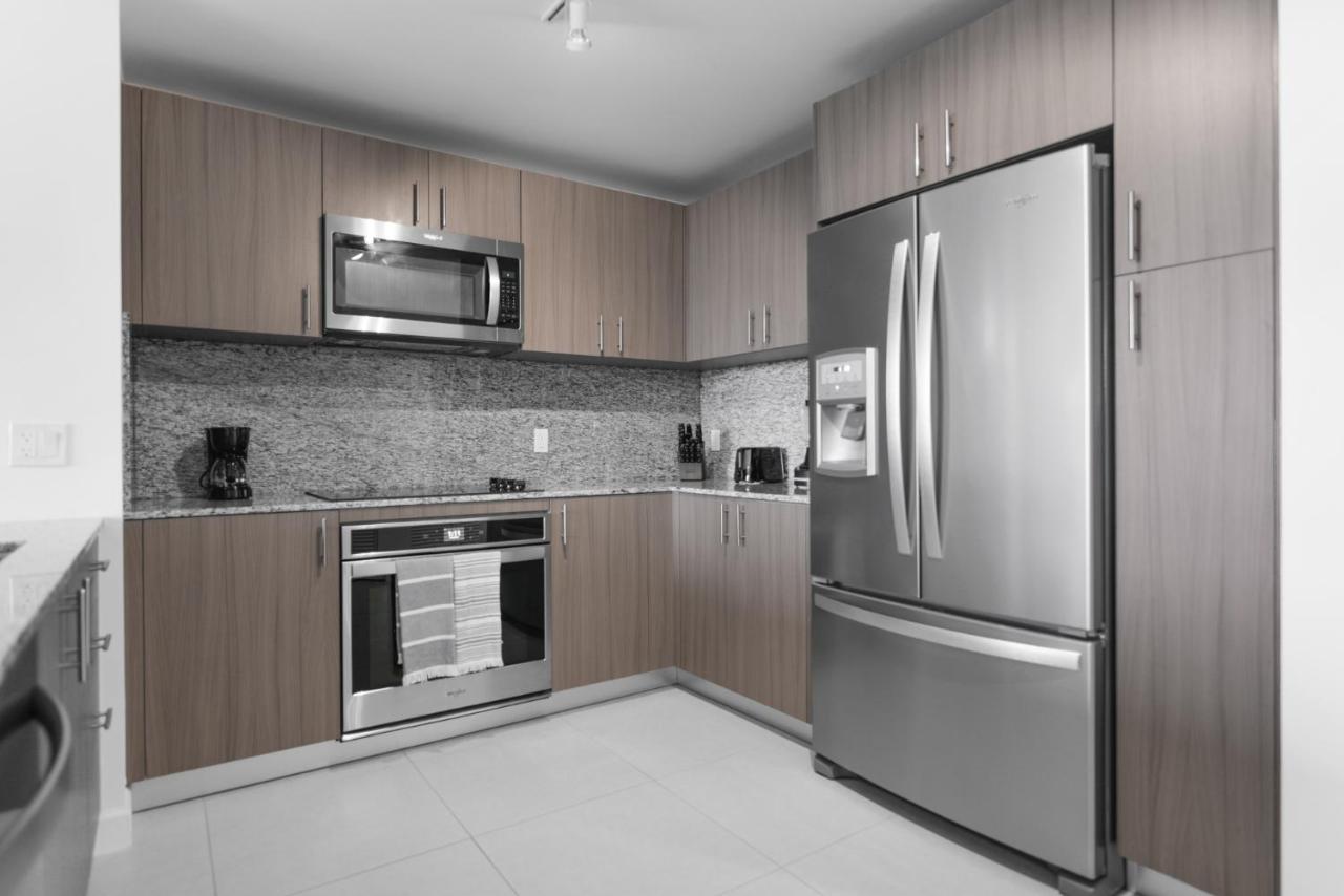 Cozy 1- 1 Bedroom Steps From Downtown Doral Park Miami Exterior photo
